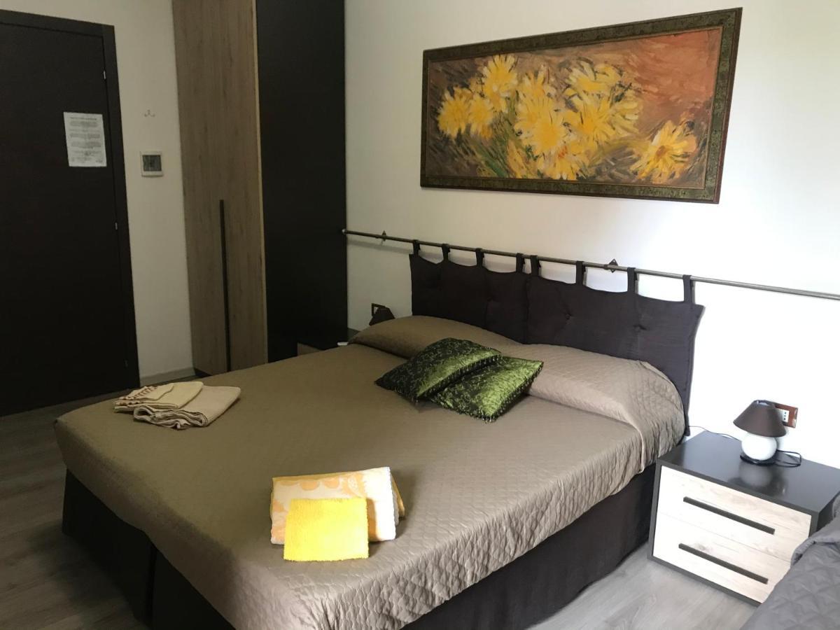 Hotel Da Gianni E Bea à Foligno Extérieur photo